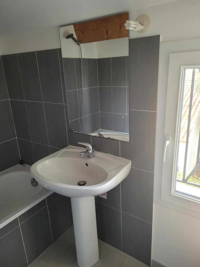 Appartement Avec Exterieur Aigues-Mortes Zewnętrze zdjęcie